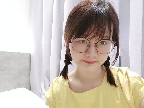 黄钏的照片